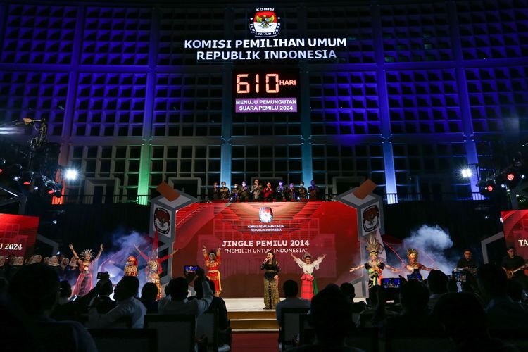 Peluncuran tahapan Pemilu 2024 di Kantor Komisi Pemilihan Umum, Jakarta, Selasa (14/6/2022). Tahun 2024 akan menjadi tahun politik yang sangat ramai. Tidak hanya pemilu, pemilihan kepala daerah serentak juga akan dilakukan di tahun yang sama.