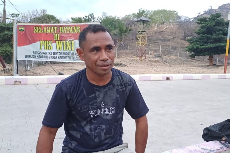 Seorang warga Wini bernama Daniel Keno (46) saat ditemui di Pos Lintas Batas Negara (PLBN) Wini, Insana Utara, Timor Tengah Utara, Nusa Tenggara Timur (NTT), Kamis (16/11/2023).
