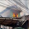 Rumah 2 Lantai di Pondok Labu Terbakar, Sempat Terdengar Ledakan dari Dalam