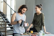 Apakah Tidak Sarapan atau Makan Terlambat Bisa Menambah Berat Badan?