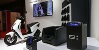 Baterai Motor Listrik: Lebih Baik Beli, Sewa, atau Tukar?