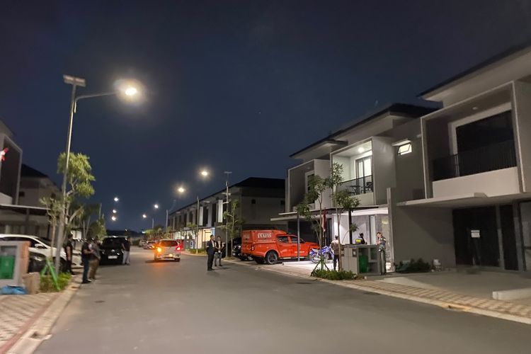 Bareskrim Polri Geledah Rumah Mewah Diduga Pemilik Kasino di Batam, 9 Tersangka Dibawa ke Jakarta