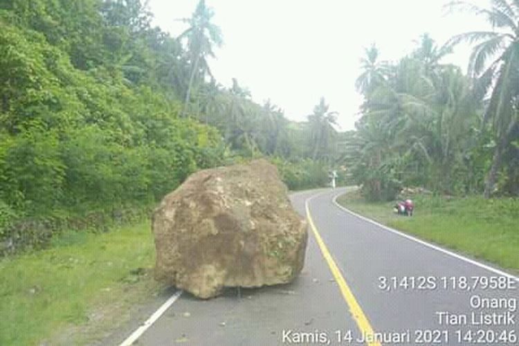 Gempa Hari Ini M 5 9 Guncang Majene Sulawesi Barat 2 Kali Susulan Halaman All Kompas Com