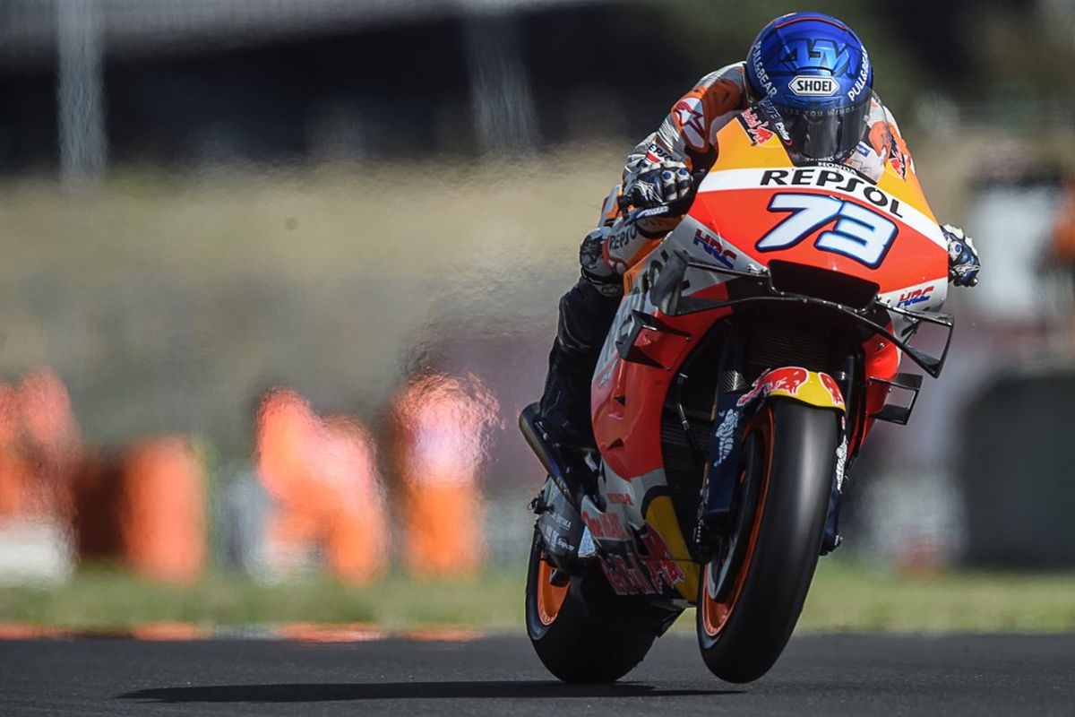 Alex Marquez saat berlaga di MotoGP Le Mans. (Photo by JEAN-FRANCOIS MONIER / AFP)