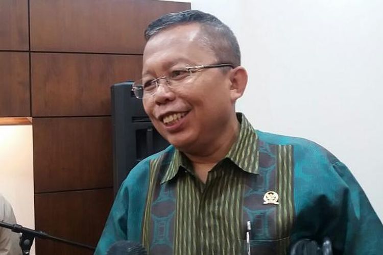 Anggota Komisi III dari Fraksi Partai Persatuan Pembangunan (PPP), Arsul Sani di Kompleks Parlemen, Senayan, Jakarta, Selasa (31/1/2017).