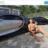 Cristiano Ronaldo Pamer Otot Perut dan Bugatti Miliknya 