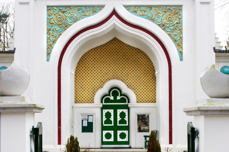 Masjid Shah Jahan di Woking, Inggris. [Historic England Via Heritage Calling]