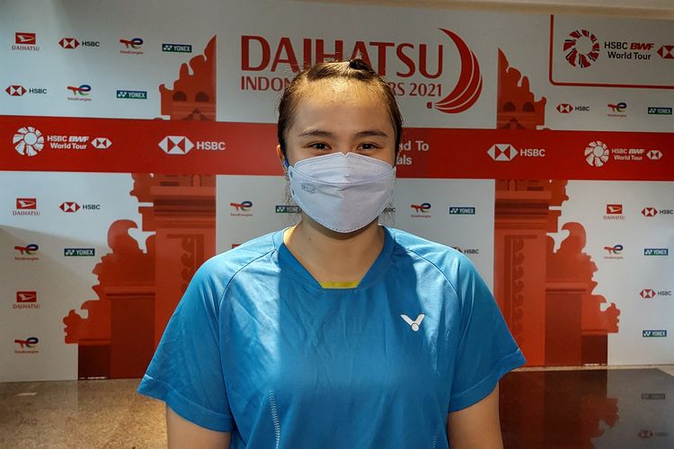 Melati Daeva Oktavianti saat diwawancarai media di Westin Resort, Jumat (12/11/2021).