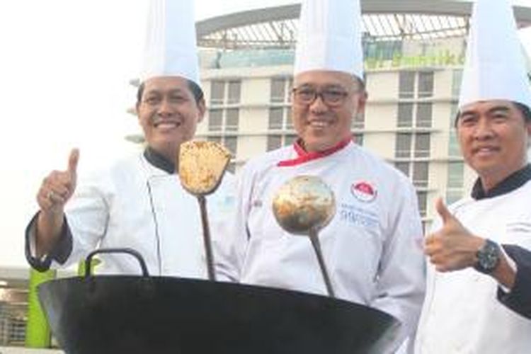 'Cooking On The Road' Hotel Santika Premiere Kota Harapan Indah – Bekasi, Sabtu (4/7/2015) lalu.