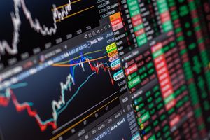 IHSG Diproyeksi Rebound, Investor Perlu Waspadai Sentimen Global