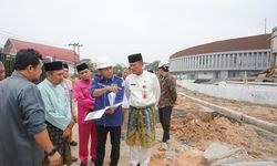 Tinjau Pembangunan Gedung Quran Center dan RCH, Gubri Targetkan Selesai Desember 2023