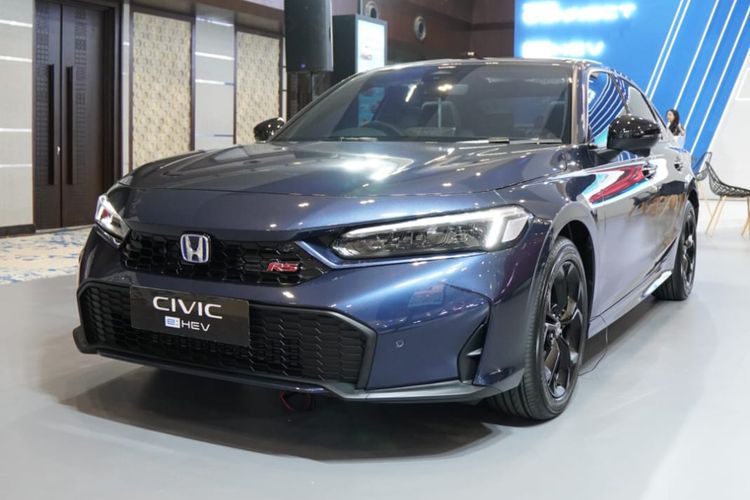 Honda Civic Hybrid di Semarang