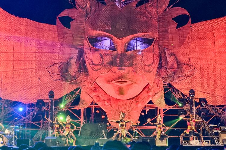Sendratari hingga Alffy Rev Meriahkan Malam Pertama Dieng Culture Festival 2024