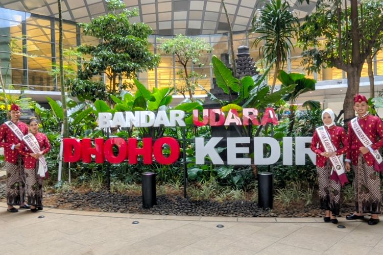 Bandara Dhoho Kediri, Jawa Timur, Senin (10/11/2025).