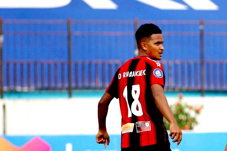 Pemain muda Persipura Jayapura di Liga 1 2021-2022, David Rumakiek.
