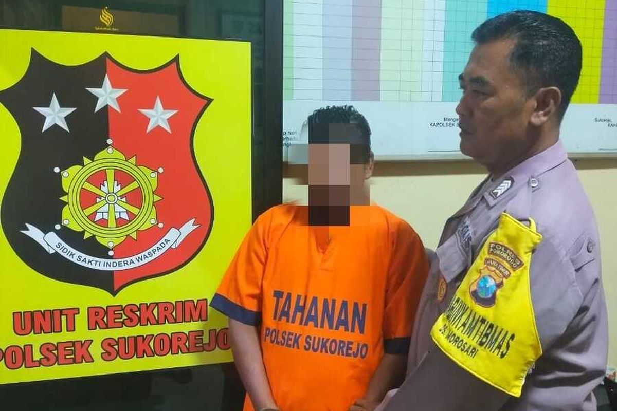 Paimin (59) warga Desa Wagirkidul, Kecamatan Pulung, Kabupaten Ponorogo, diamankan oleh anggota Polsek Sukorejo Ponoroga saat menunggu tukang duplikat kunci di sebuah warung, Pelaku mendorong sejauh 3 kilometer sepeda motor curiannya dan diamankan polisi saat menunggu tukang duplikat kunci.