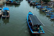 Perahu Motor Terbalik Dihantam Gelombang di Sungai Barito, 4 Orang Dinyatakan Hilang