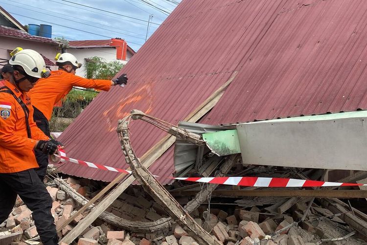 BMKG: Gempa Bengkulu Disebabkan oleh Sesar Naik di Zona Subduksi