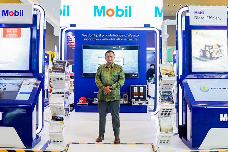 Presiden Direktur PT ExxonMobil Lubricants Indonesia (EMLI), Syah Reza