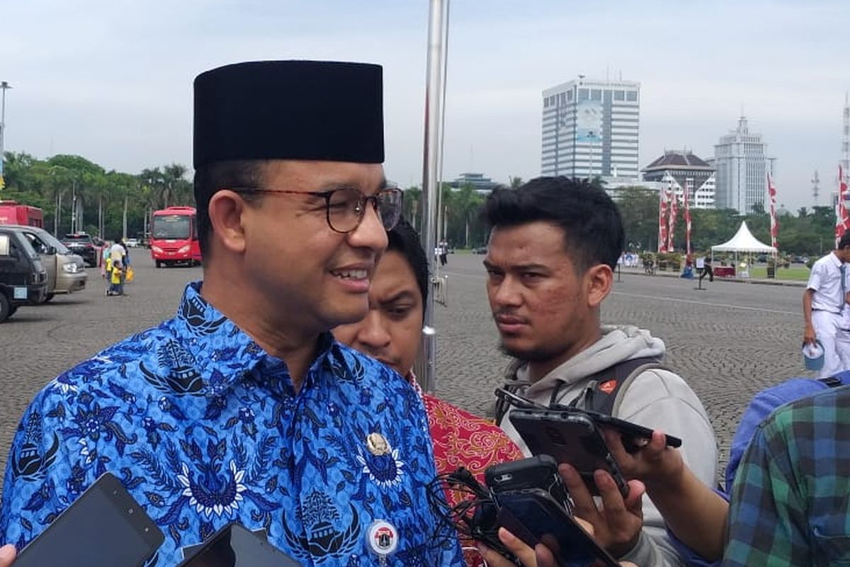 Gubernur DKI Jakarta Anies Baswedan di Lapangan Silang Monas Selatan, Jakarta Pusat, Sabtu (10/11/2018).