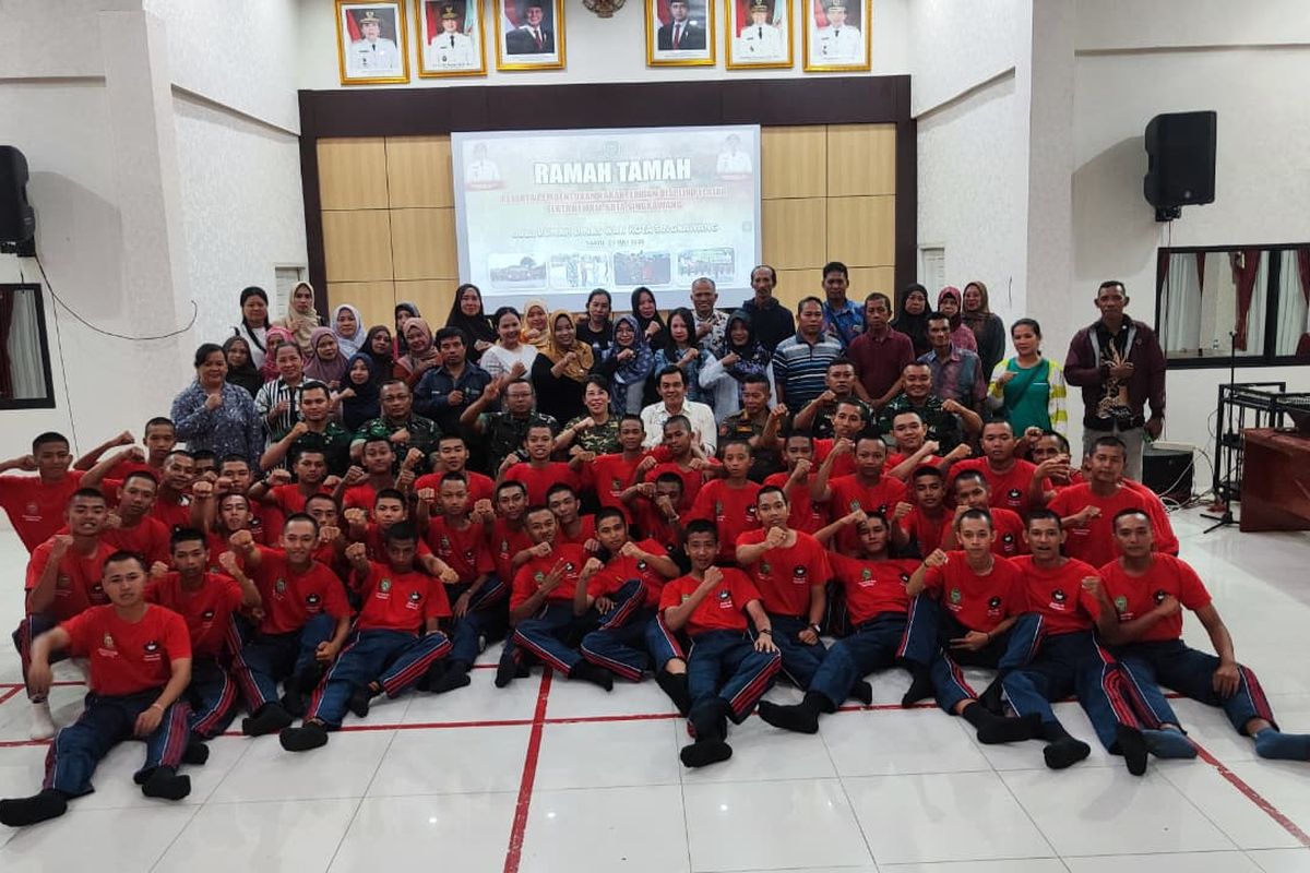 Cerita Peserta Pendidikan Karakter di Barak Militer, Senang Makan Enak ...