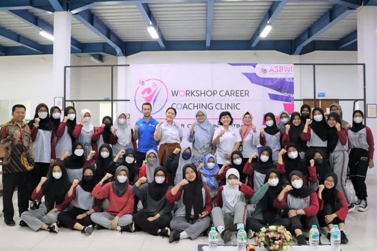 Suasana Workshop Career & Coaching Clinic ASBWI di SMA Islam Budi Cendekia Islamic School, Depok, Jawa Barat, pada Kamis (17/11/2022).