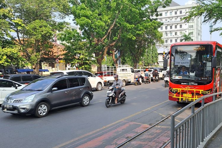 Ruas Jalan Slamet Riyadi Kota Solo, Jawa Tengah.