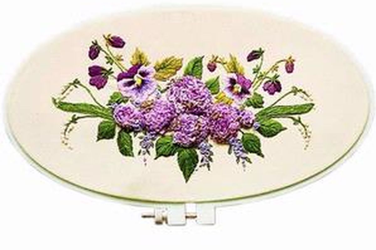 Contoh sulaman koleksi Komunitas Pencinta Sulam Wijaya Kusuma.