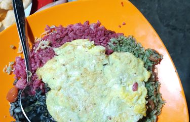 15 Tempat Makan Nasi Goreng Terkenal di Jakarta, Yuk Ikut Cobain ...