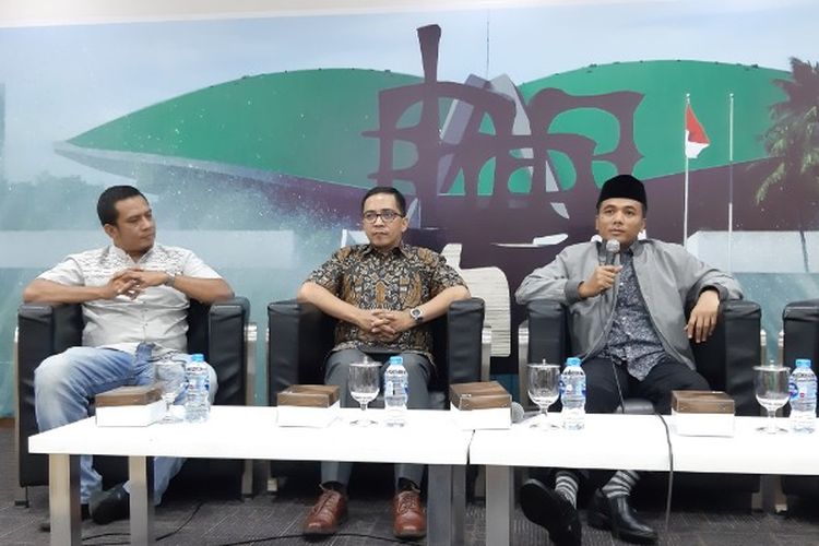 Ketua Fraksi PPP MPR RI Arwani Thomafi saat menghadiri diskusi Empat Pilar MPR RI dengan tema MPR Sebagai Rumah Kebangsaan, di Gedung Nusantara III, Jumat (2/8/2019).