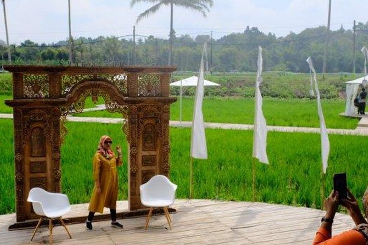 Satu lagi destinasi wisata yang sedang hits di Kabupaten Magelang, SvargaBumi, di perbatasan Dusun Ngaran dan Dusun Gopalan, Desa Borobudur, Kecamatan Borobudur, Magelang, Rabu (12/8/2020). 

