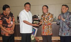 DPR Puji Kinerja Pemprov Sulut untuk Pemilu 2019
