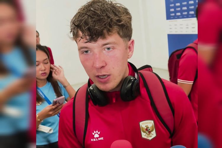 Penyerang Timnas Indonesia, Ole Romeny, berbicara kepada media usai laga Indonesia vs Bulgaria di final FIFA Series 2026 di Stadion Utama Gelora Bung Karno pada Senin (30/3/2026).