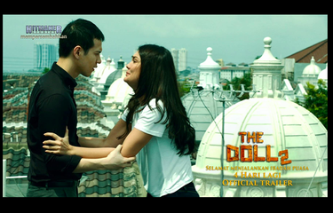 Herjunot Ali dan Luna Maya dalam film The Doll 2
