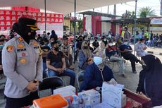 Ikuti Vaksinasi Merdeka Candi, 270 PKL di Kota Tegal Dapat Beras 5 Kg