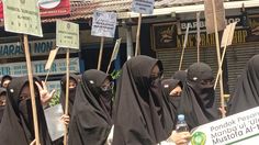 Karnaval Hari Santri di Cianjur, Ribuan Santri Bawa Poster Lucu hingga Kritik Karhutla