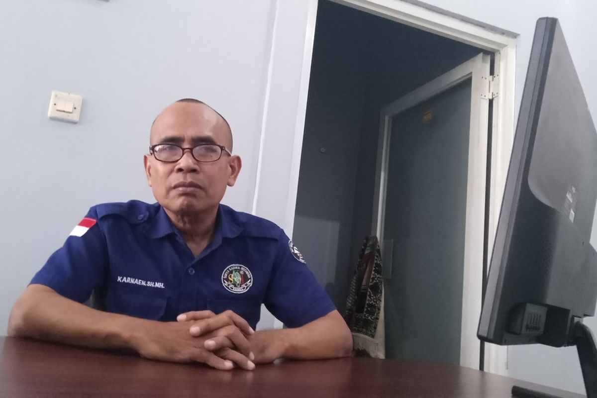 Karnaen (56), sosok advokat asal Kabupaten Cianjur, Jawa Barat yang konsisten dan komitmen memberikan layanan pro bono kepada masyarakat tidak mampu yang tersandung persoalan hukum.