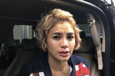 Nikita Mirzani: Cuma Nikita Kayaknya Artis yang Mau Cebur-Ceburan Banjir