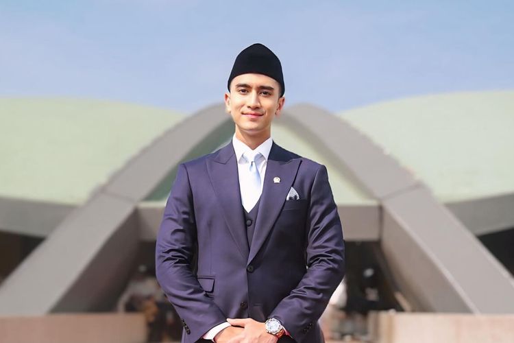 Verrel Bramasta Kritik Dedi Mulyadi soal Kirim Siswa ke Barak