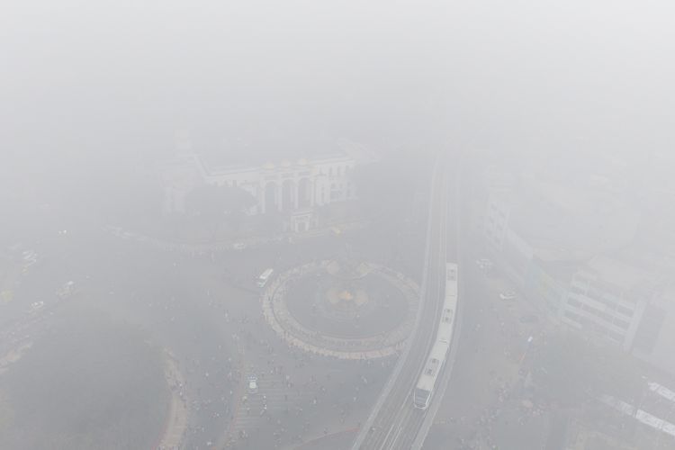 Palembang Dikepung Kabut Asap, Wali Kota Tiadakan Upacara hingga Evaluasi Kegiatan CFD dan CFN