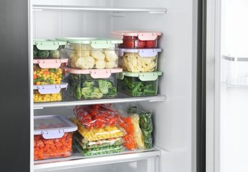 11 Makanan yang Tidak Boleh Disimpan di Kulkas, Ini Alasannya