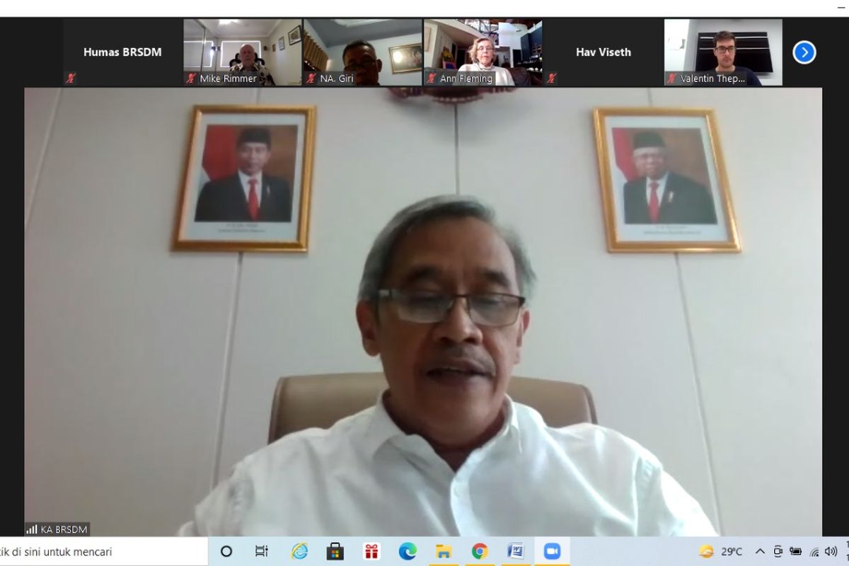 Kepala Badan Riset dan Sumber Daya Manusia (BRSDM) KKP Sjarief Widjaja dalam simposium virtual bertajuk ?The Role of Research in Problem Solving to Support Aquaculture Industry Development yang digelar pada Senin (12/7/2021) hingga Kamis (15/7/2021).
