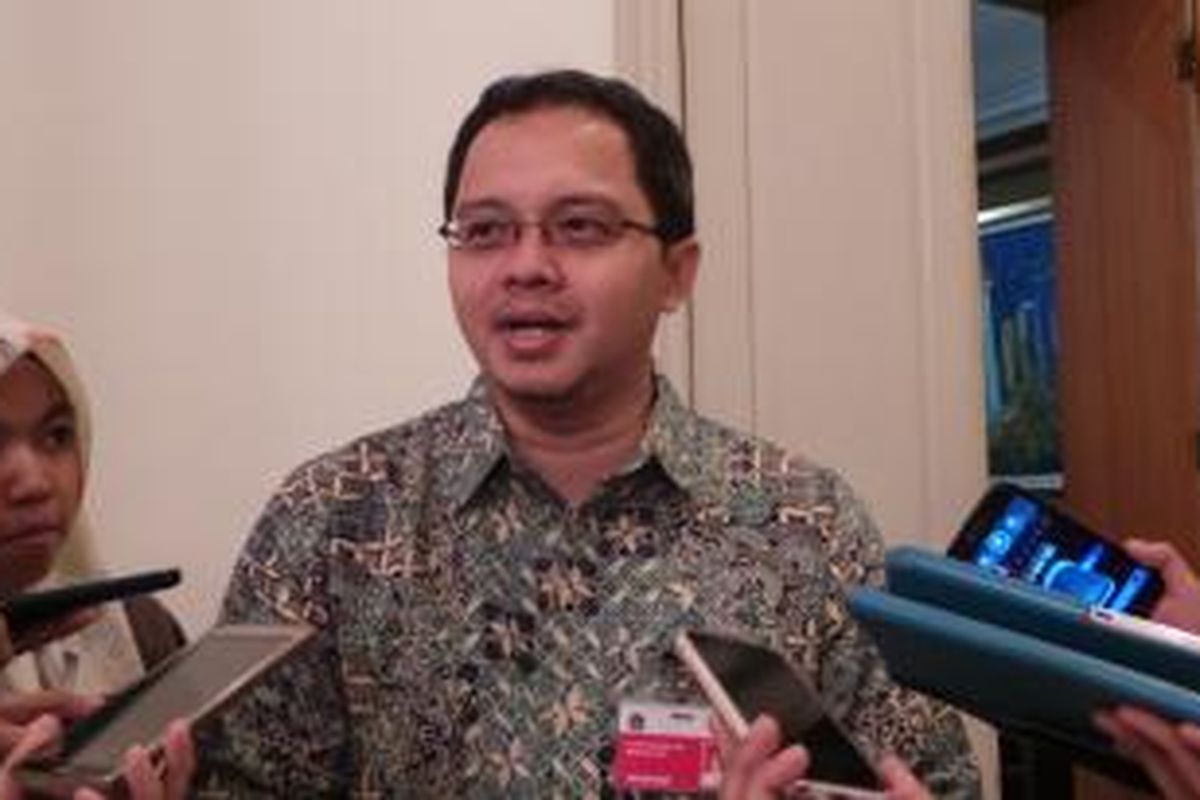 Direktur Utama PD Pasar Jaya Lutfi Rahman