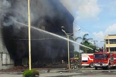 Api Terus Berkobar di Medan Plaza, 3 Ruas Jalan Diblokade 