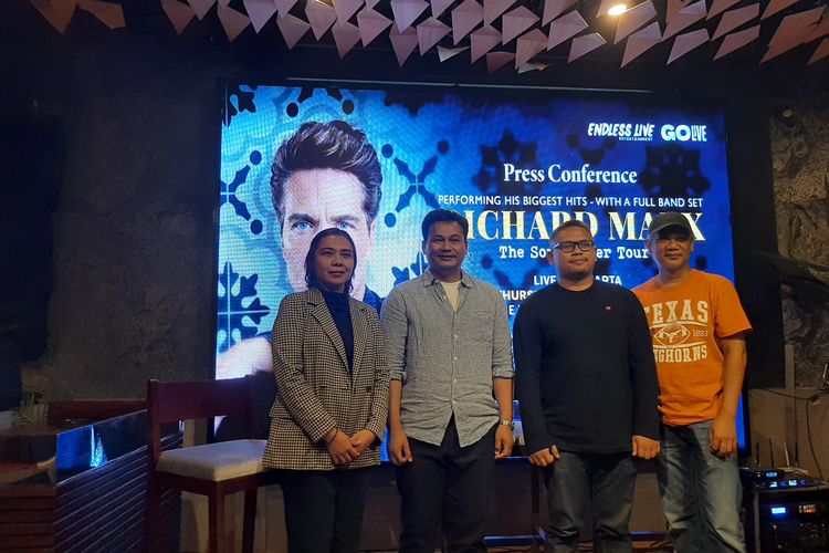 Konferensi Pers Konser Musisi Richard Marx di Easy Bar and Lounge, Gunawarman, Jakarta Selatan, Rabu (30/8/2023)