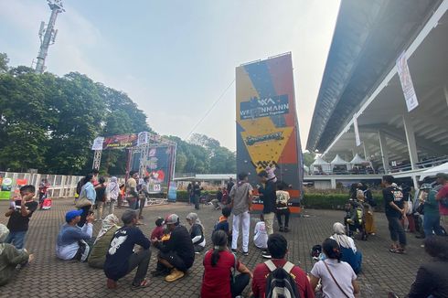 Hari Pertama INDOFEST 2023, Celana Banyak Diburu Pengunjung
