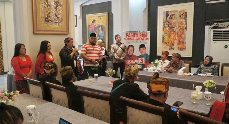 Beri Ruang Eksplorasi Seni, Risma Gagas Car Free Night dan Gelaran Budaya di Lereng Gunung