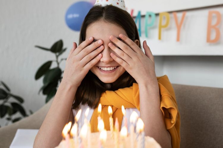 150 ucapan ulang tahun untuk diri sendiri penuh makna, self love, dan motivasi. Cocok untuk caption IG, status WA, dan refleksi pribadi.