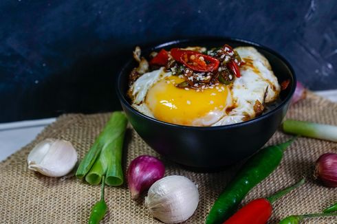 Resep Nasi Telur Ceplok Kecap Manis buat Sarapan