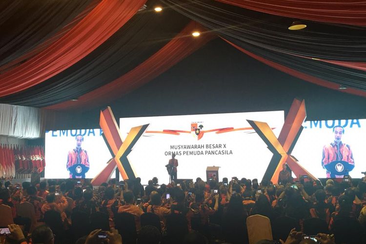 Presiden Joko Widodo menghadiri Musyawarah Besar X Pemuda Pancasila di Jakarta, Sabtu (26/10/2019).